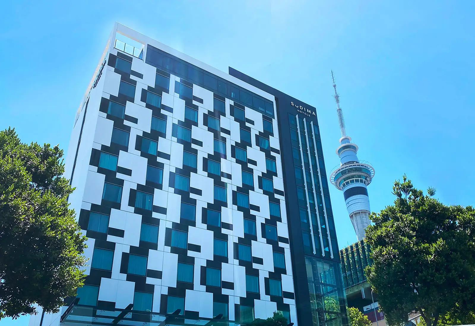 Sudima Auckland City exterior. 