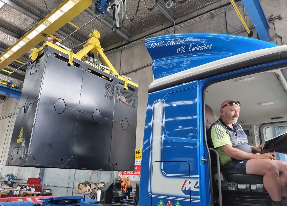 Image of a Mainfreight truck having it's battery swapped out..