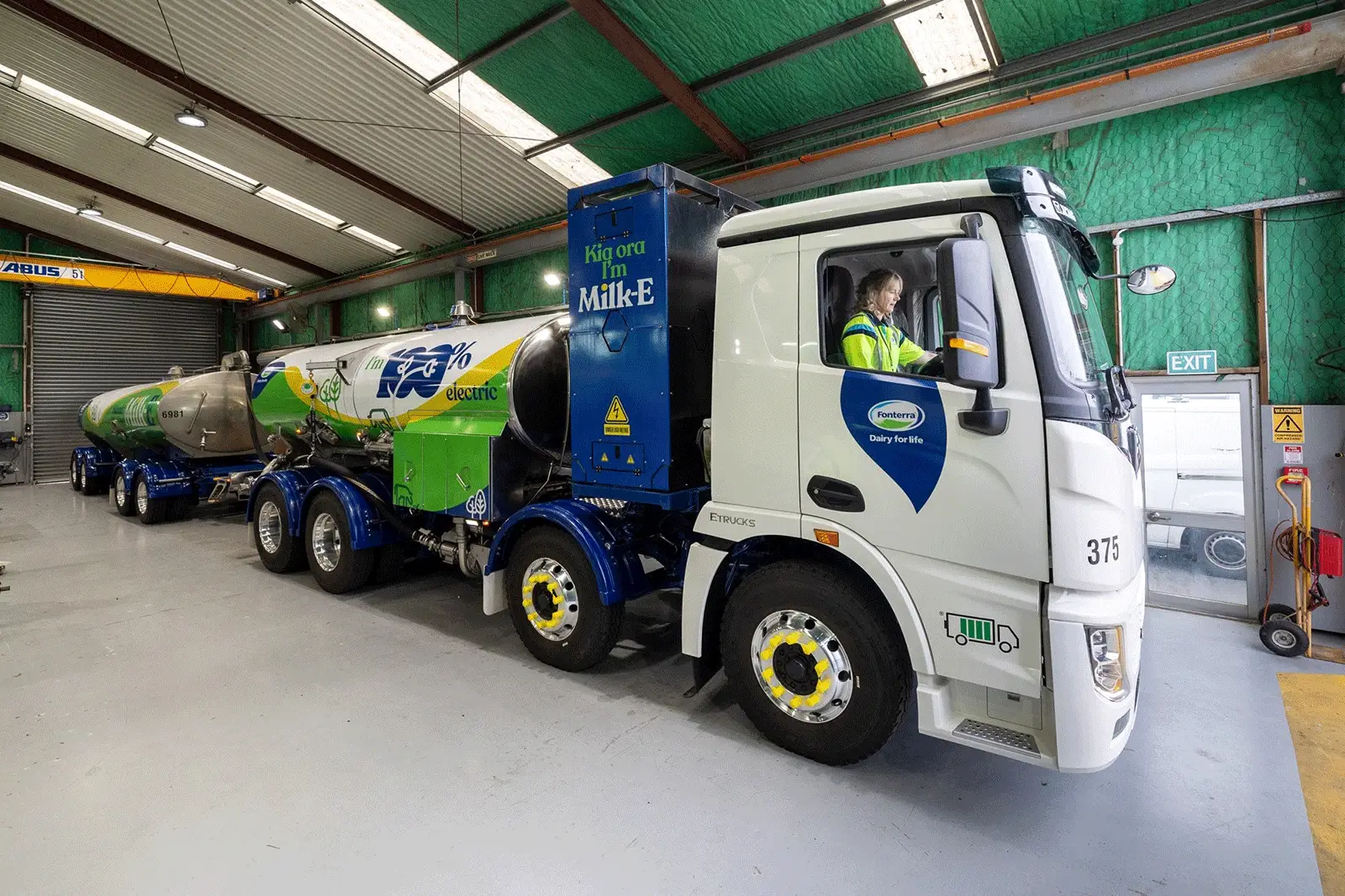 “Milk-e” is New Zealand’s (and possibly the world’s) first electric milk tanker.