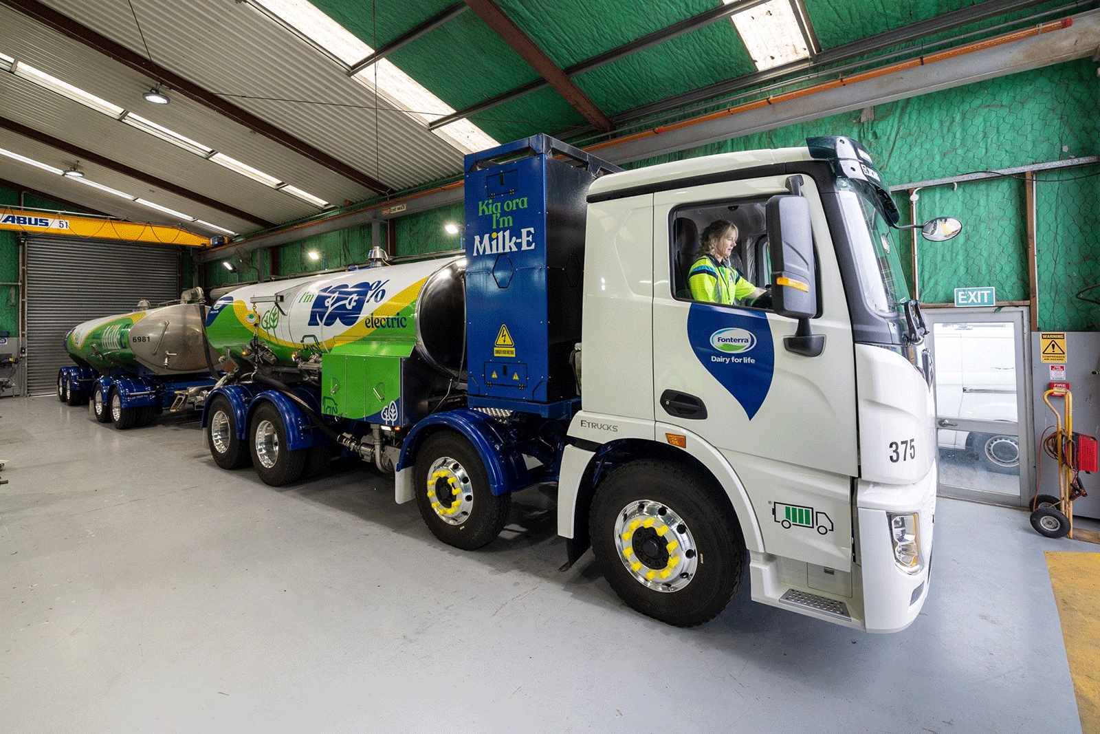 “Milk-e” is New Zealand’s (and possibly the world’s) first electric milk tanker.